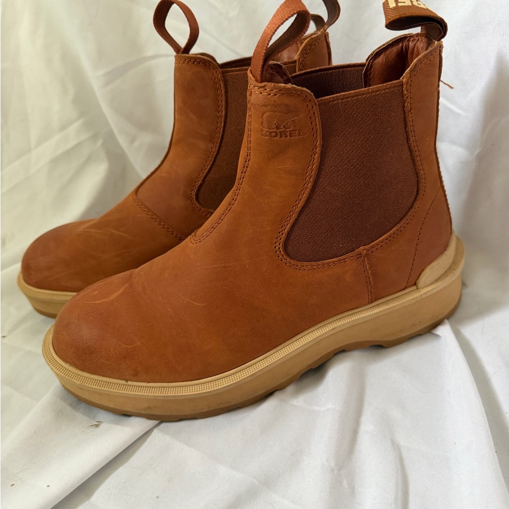 Sorel Chestnut Brown Leather Chelsea Boots